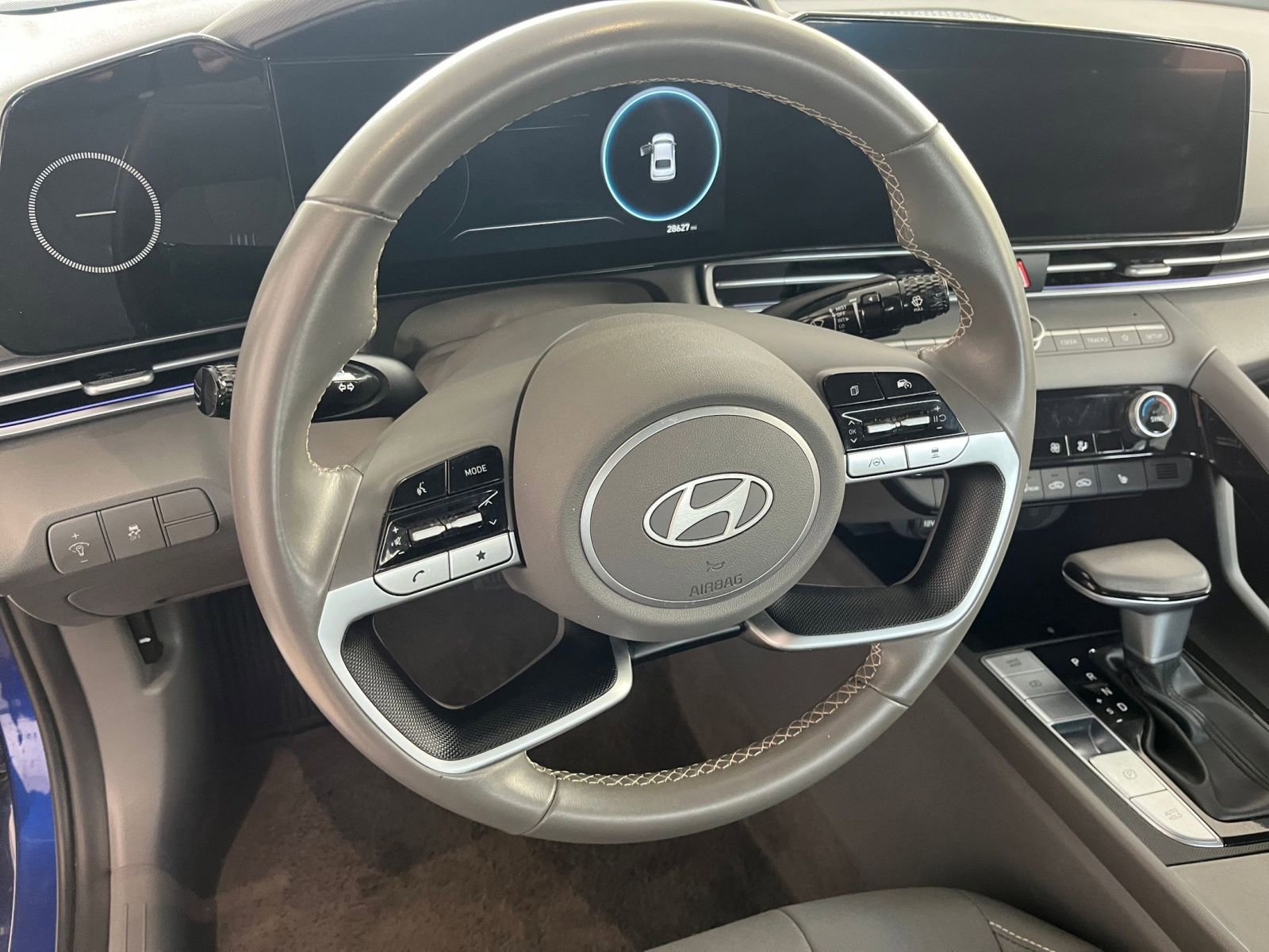 Thumbnail: 2025 Hyundai Elantra - 28