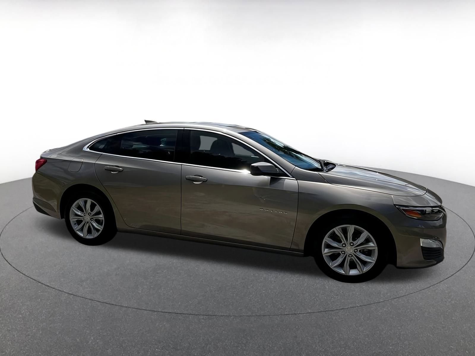 Thumbnail: 2024 Chevrolet Malibu - 15