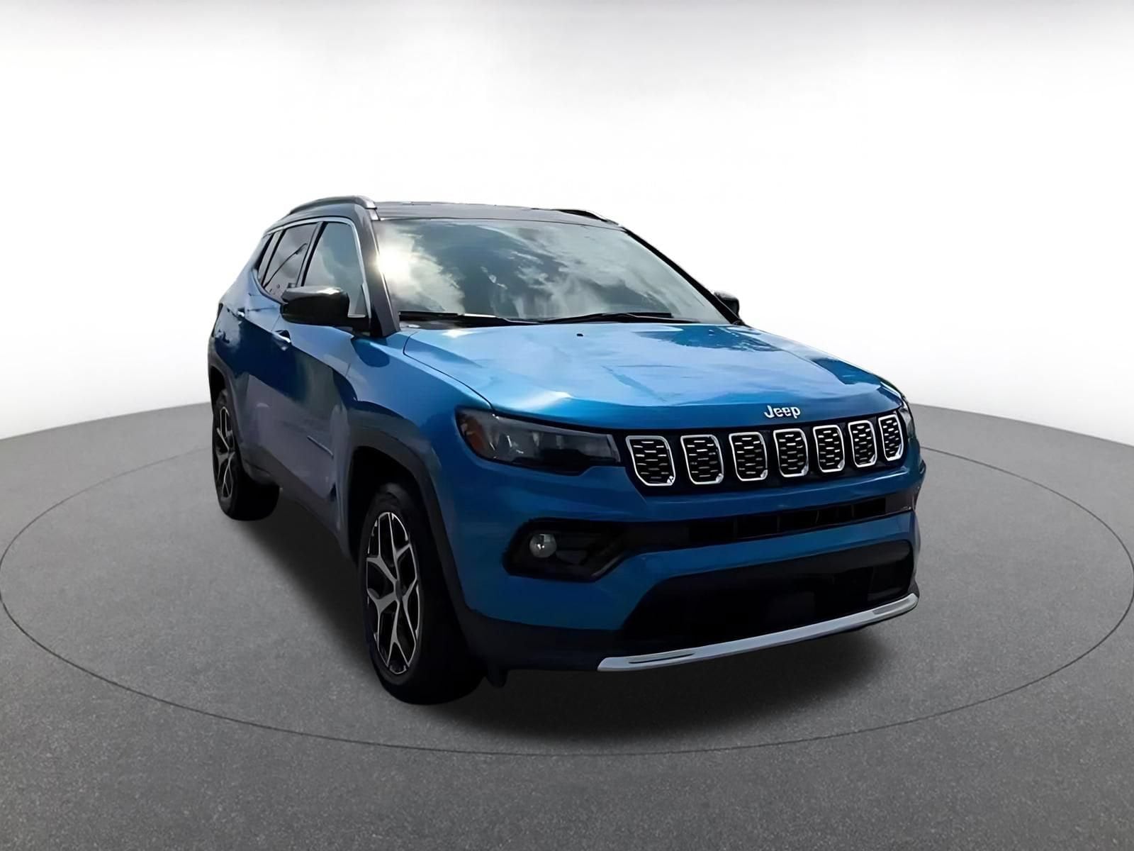 Thumbnail: 2025 Jeep Compass - 3
