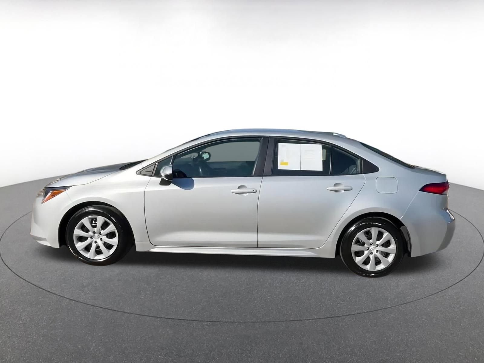 Thumbnail: 2025 Toyota Corolla - 9