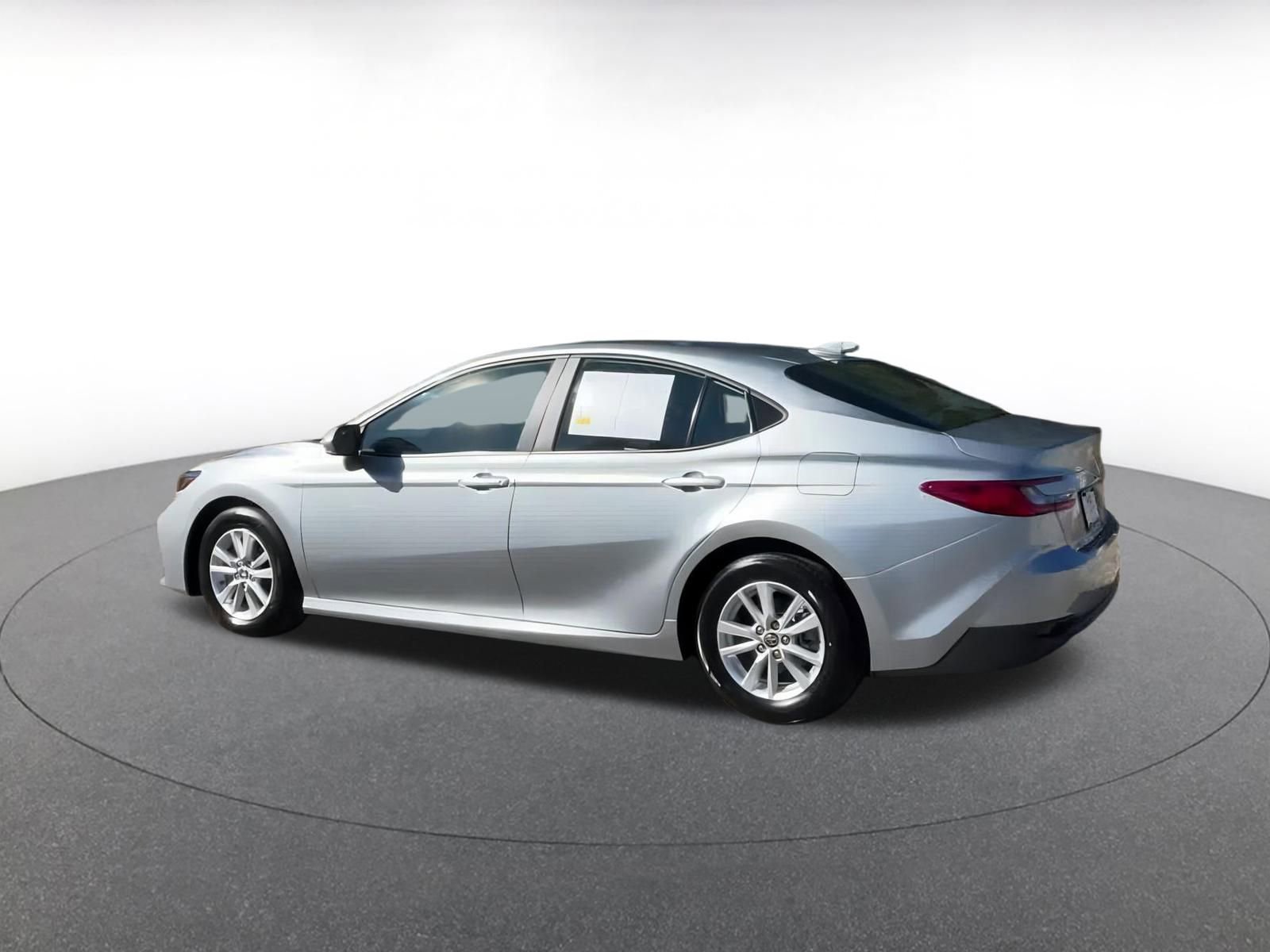 Thumbnail: 2025 Toyota Camry - 9