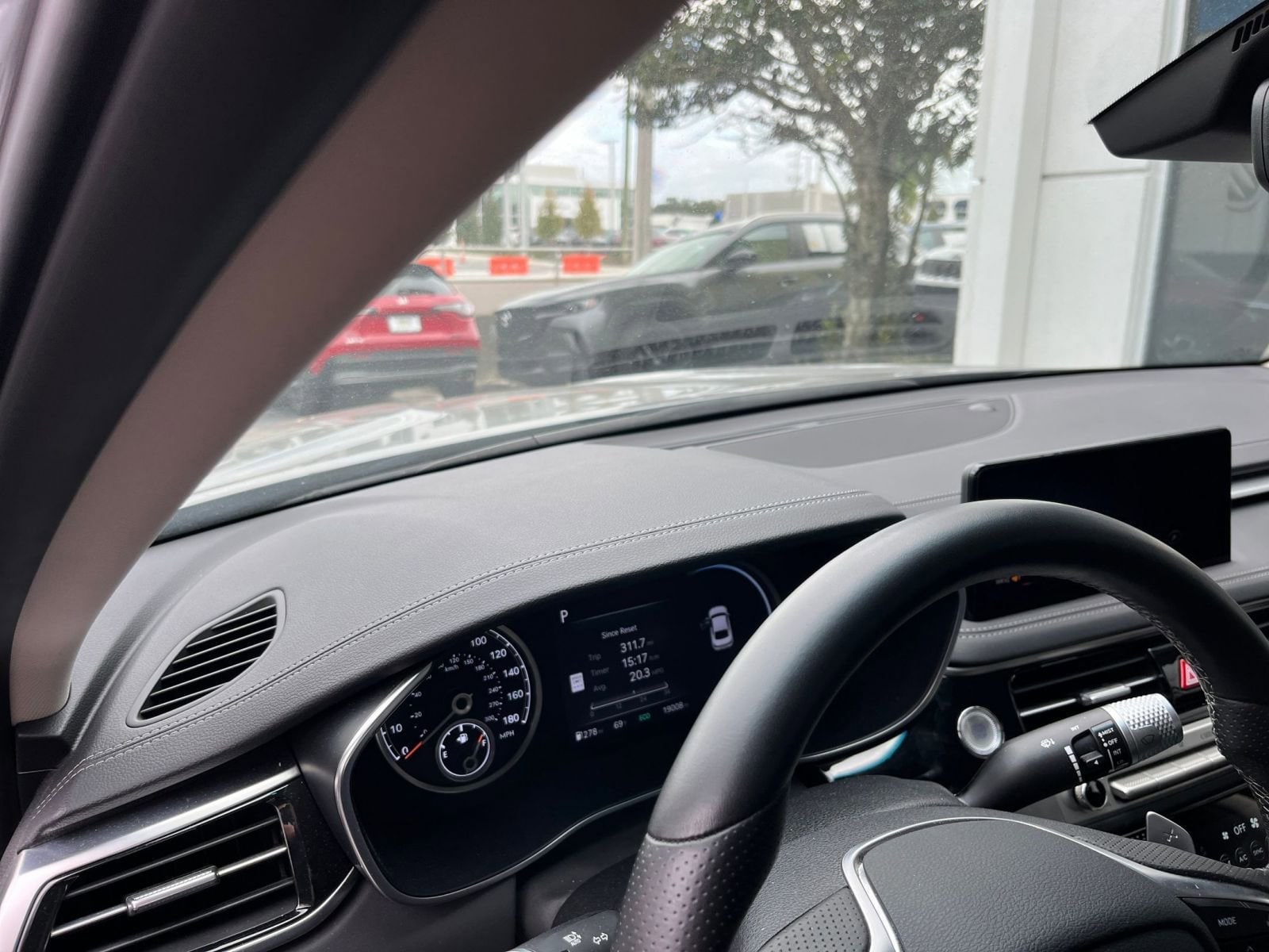 Thumbnail: 2025 Genesis G70 - 34