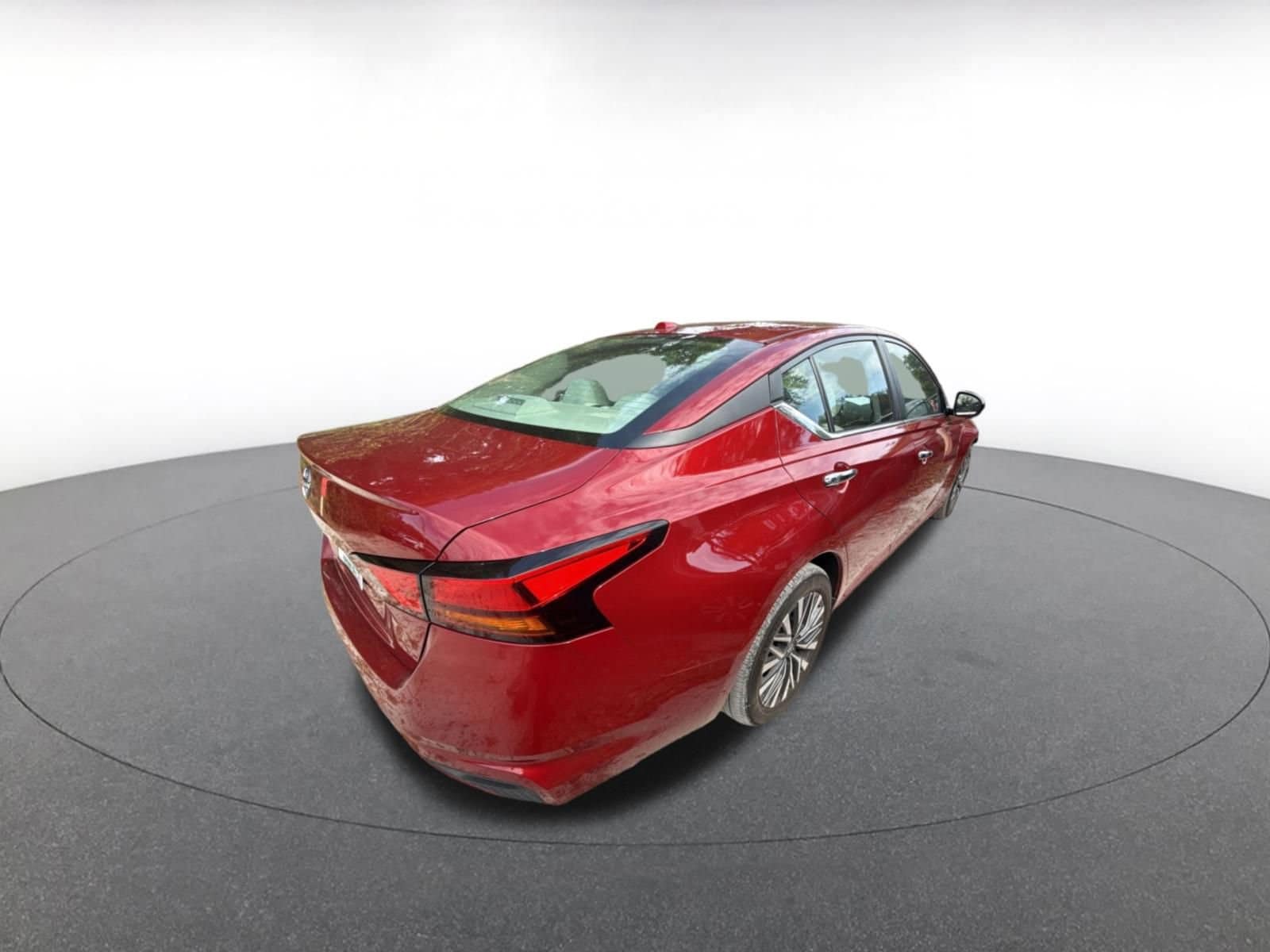 Thumbnail: 2025 Nissan Altima - 6