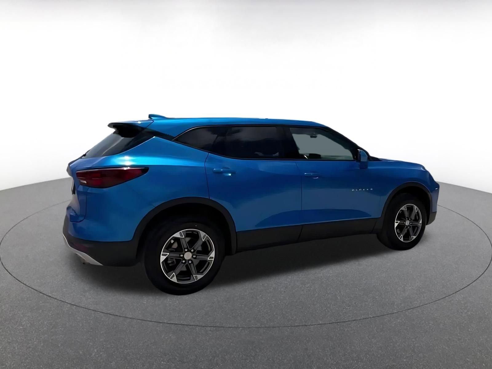 Thumbnail: 2025 Chevrolet Blazer - 15