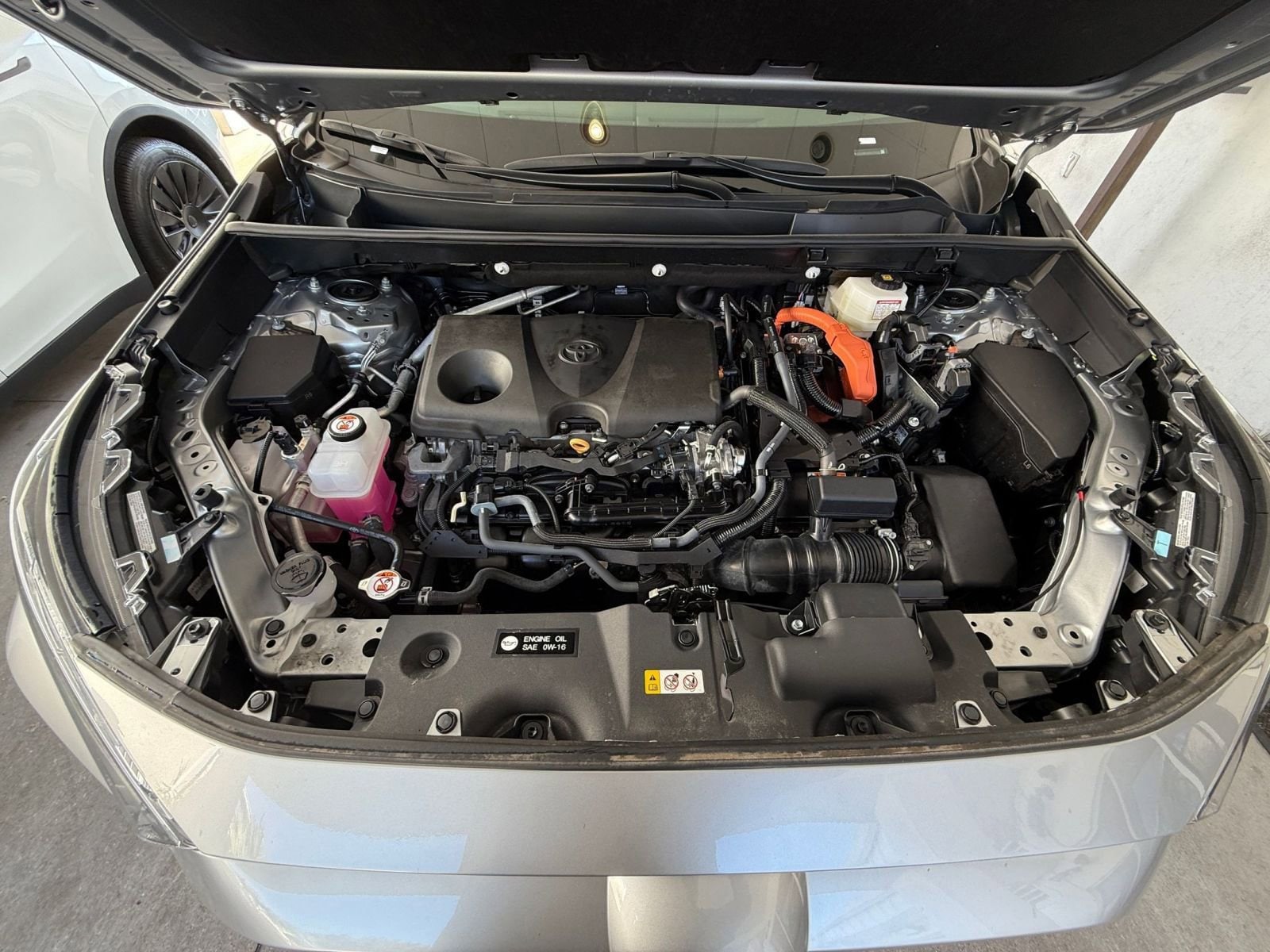 Thumbnail: 2025 Toyota RAV4 - 32