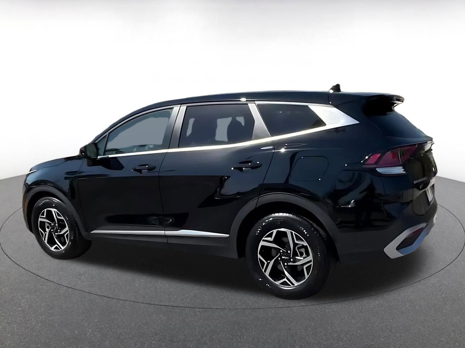 Thumbnail: 2025 Kia Sportage - 10