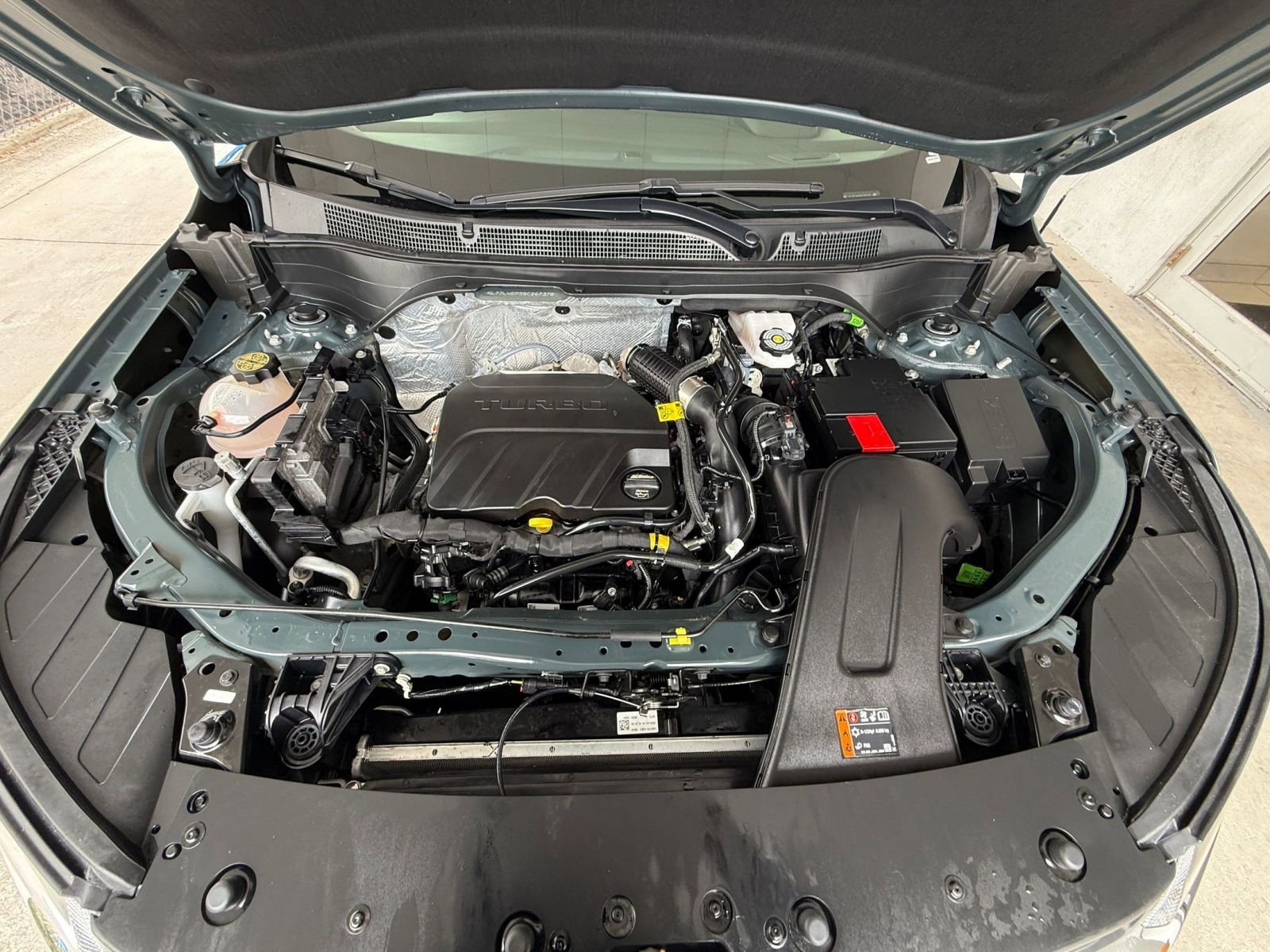 Thumbnail: 2025 Chevrolet Trax - 32