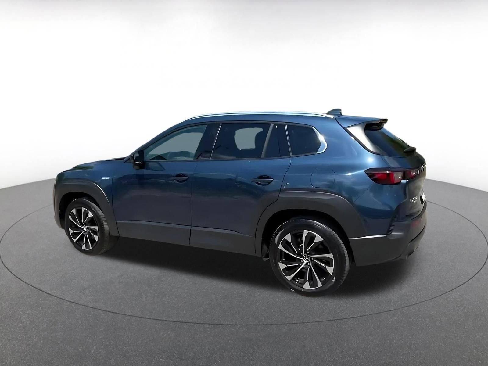 Thumbnail: 2025 Mazda CX-50 - 10