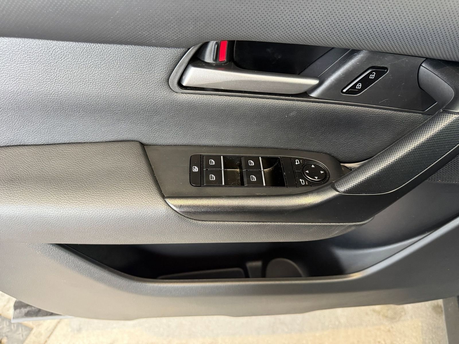 Thumbnail: 2025 Mazda CX-50 - 20