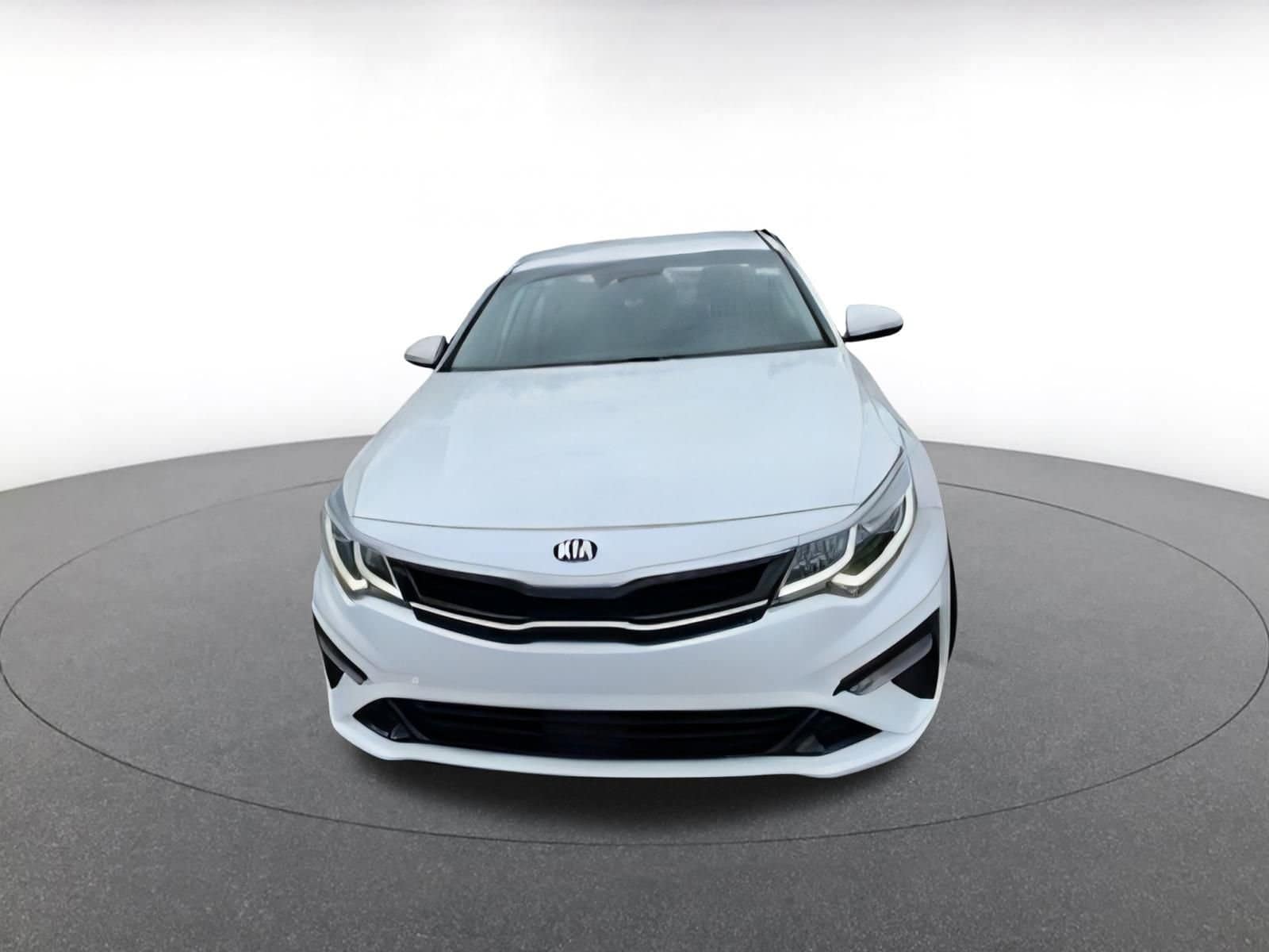 Thumbnail: 2020 Kia Optima - 2