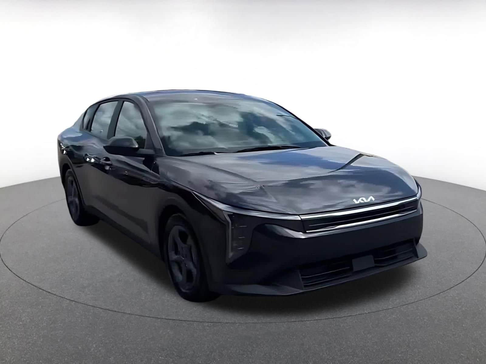 Thumbnail: 2025 Kia K4 - 3