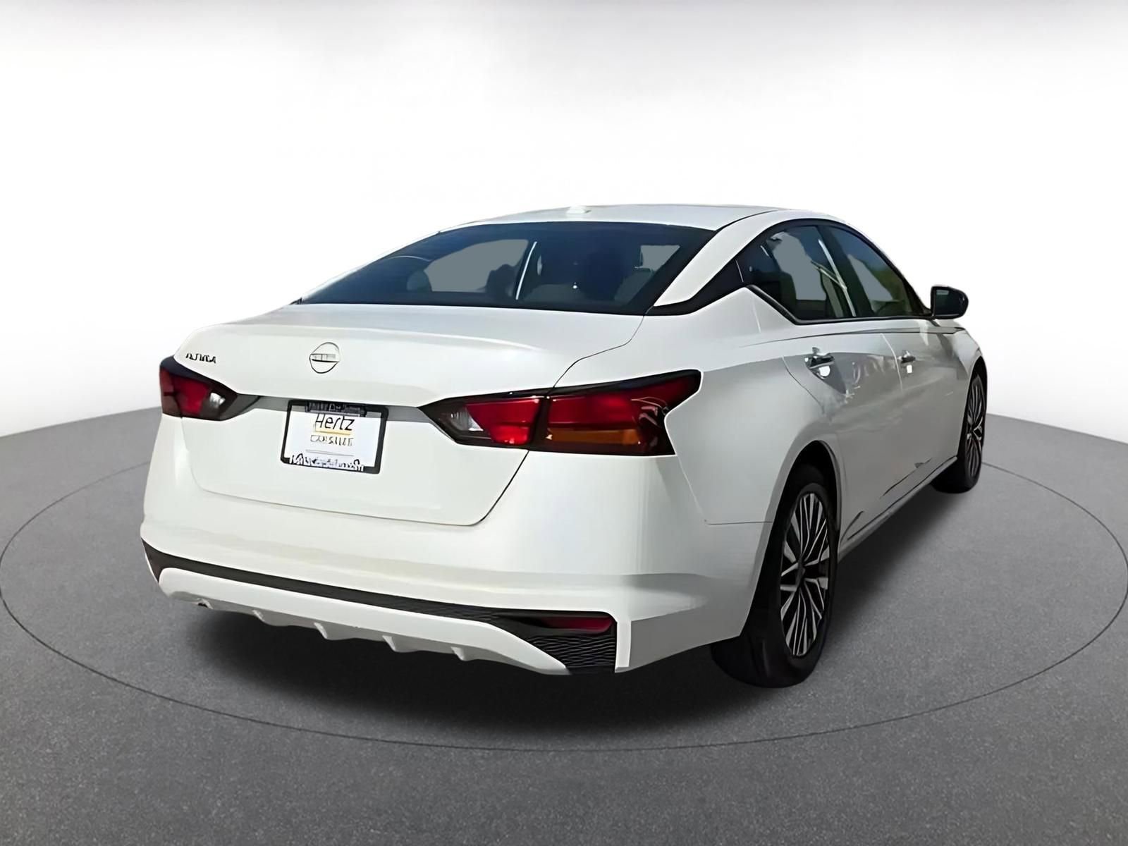 Thumbnail: 2025 Nissan Altima - 12