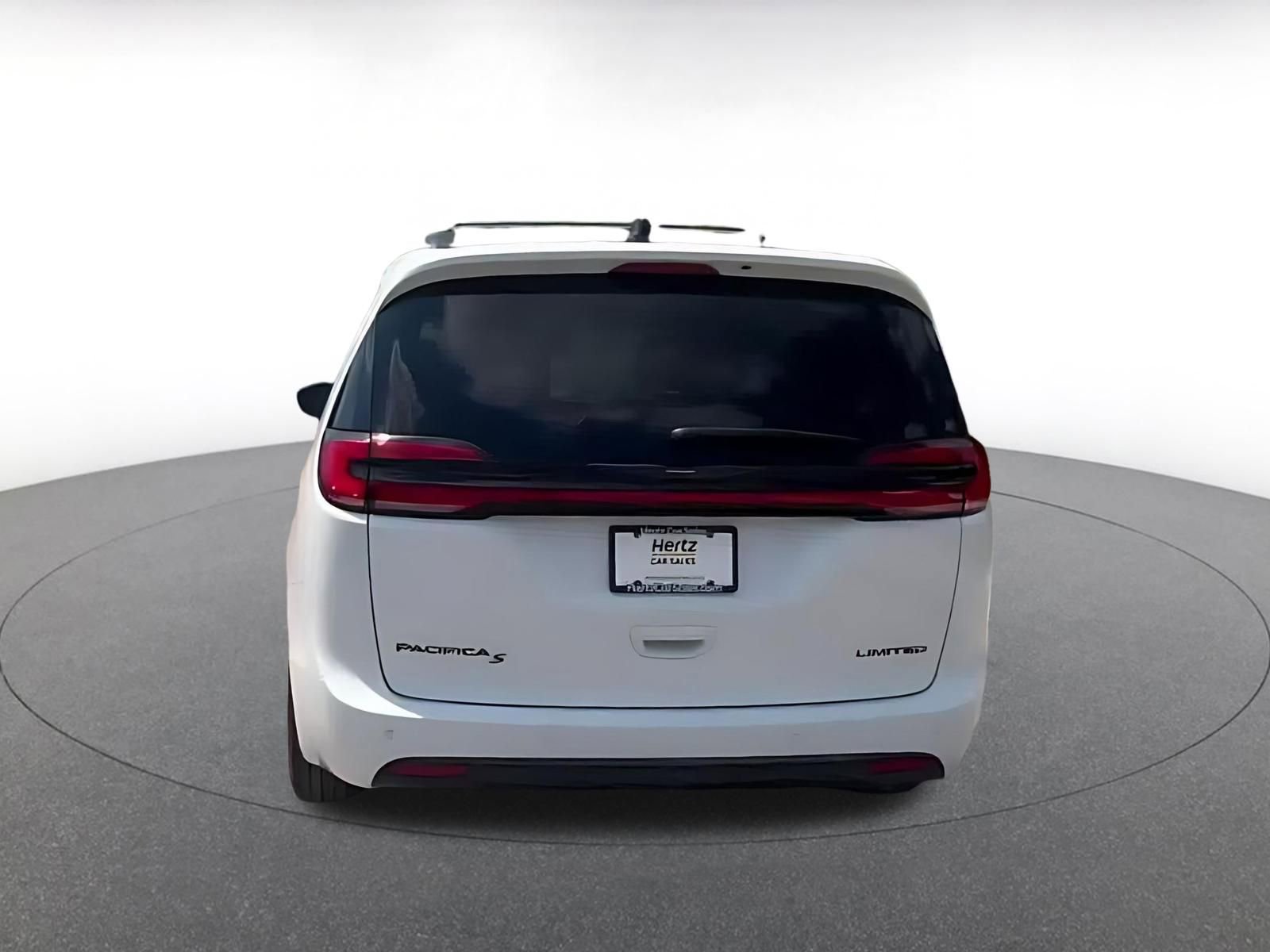 Thumbnail: 2025 Chrysler Pacifica - 12