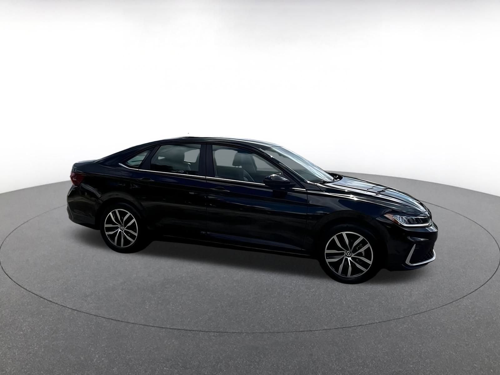 Thumbnail: 2025 Volkswagen Jetta - 1