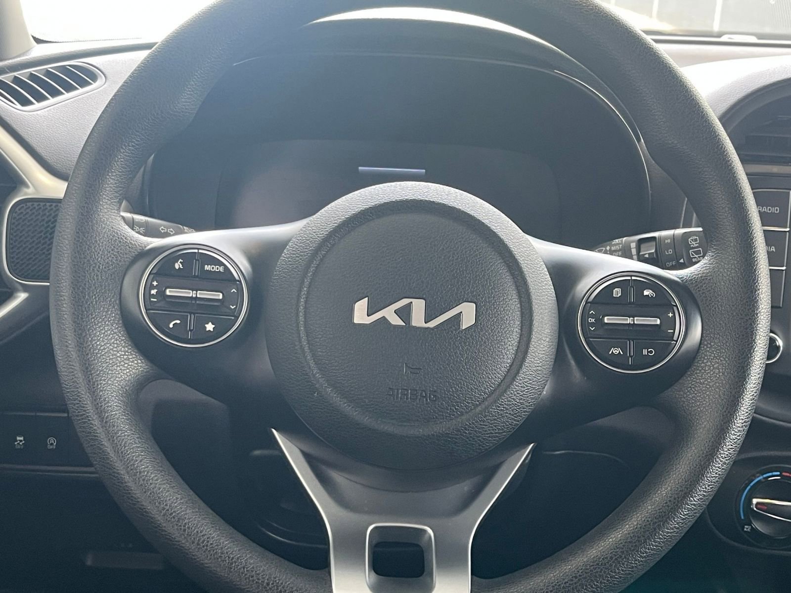 Thumbnail: 2025 Kia Soul - 25