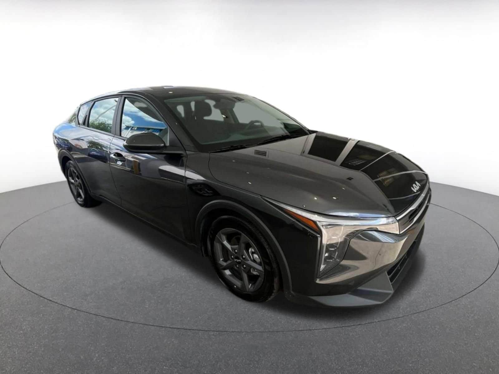 Thumbnail: 2025 Kia K4 - 1