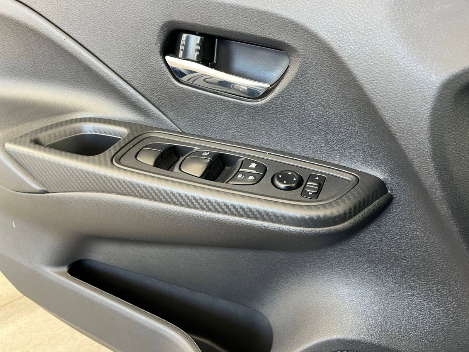 Thumbnail: 2025 Nissan Versa - 18