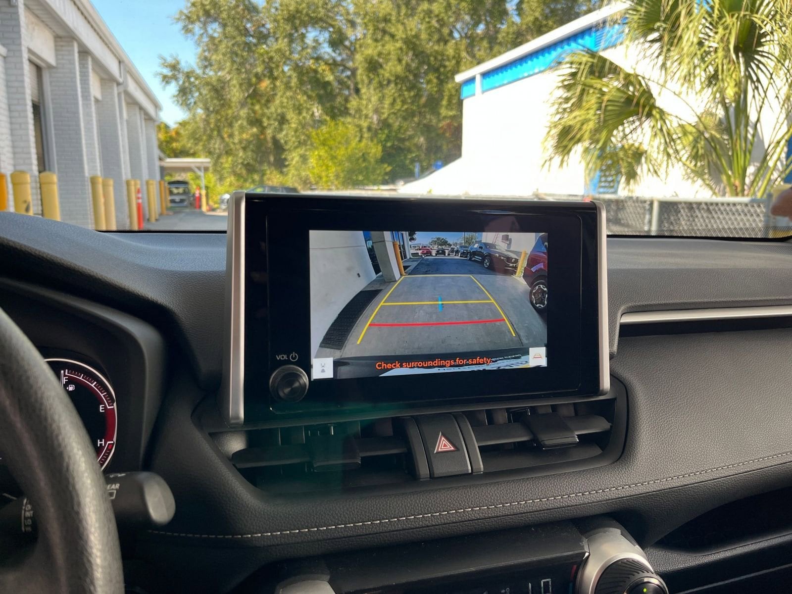 Thumbnail: 2025 Toyota RAV4 - 17