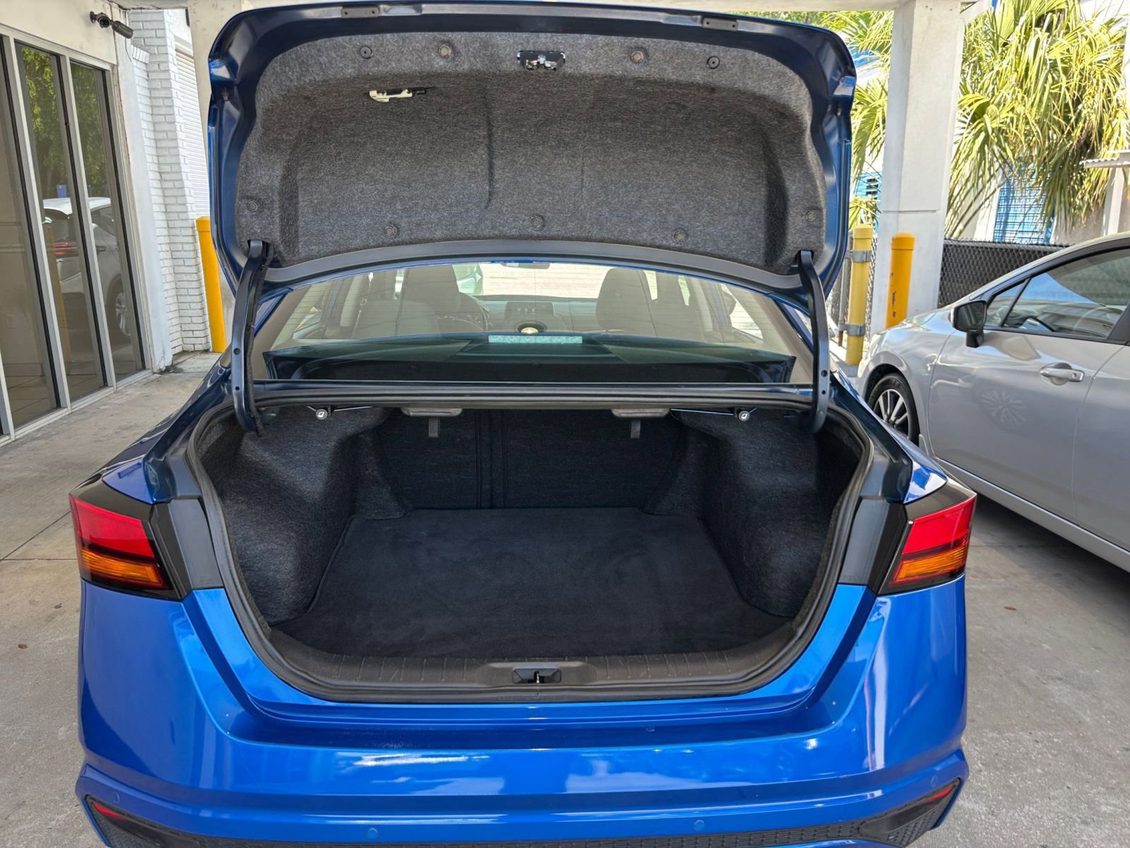 Thumbnail: 2025 Nissan Altima - 31