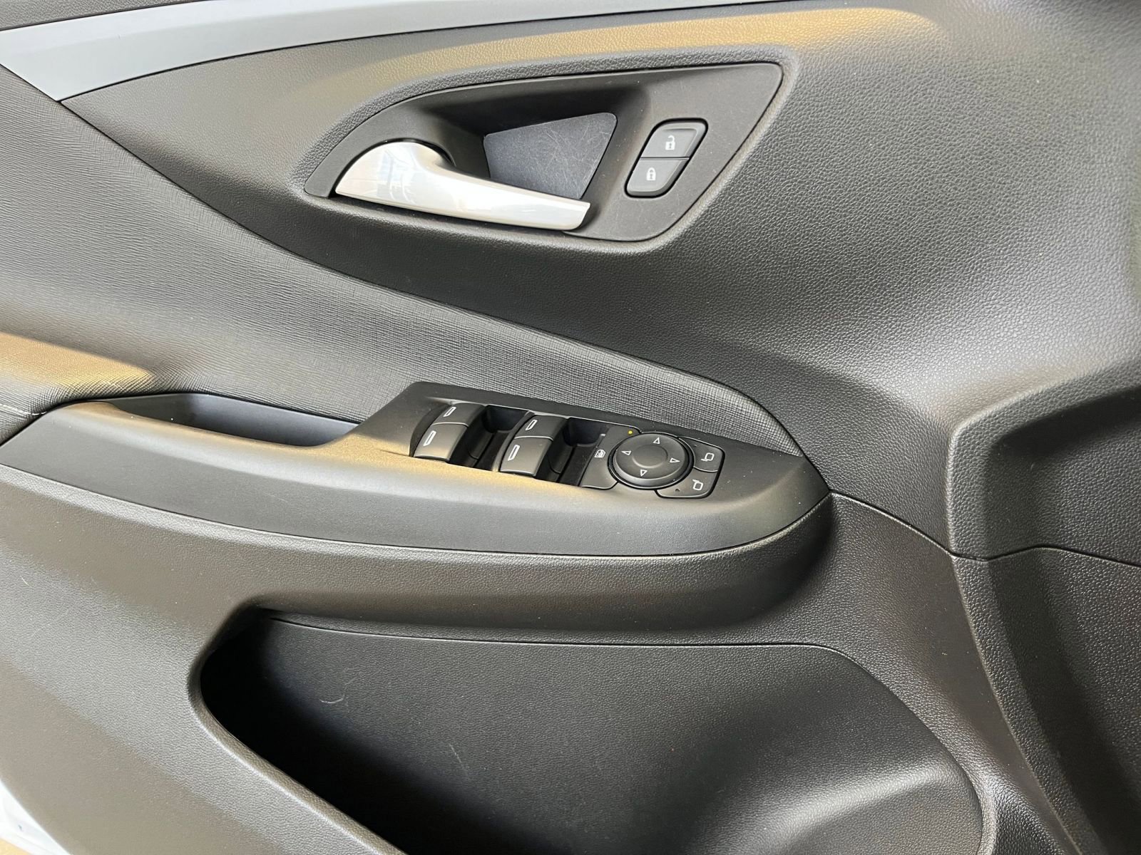 Thumbnail: 2025 Buick Envista - 18