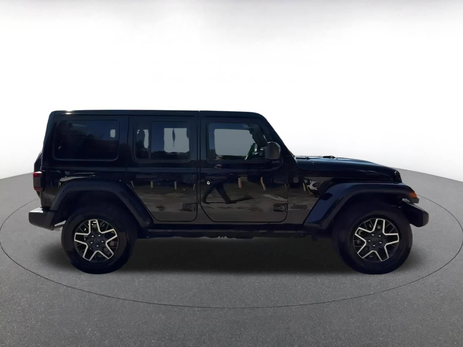 Thumbnail: 2025 Jeep Wrangler - 16