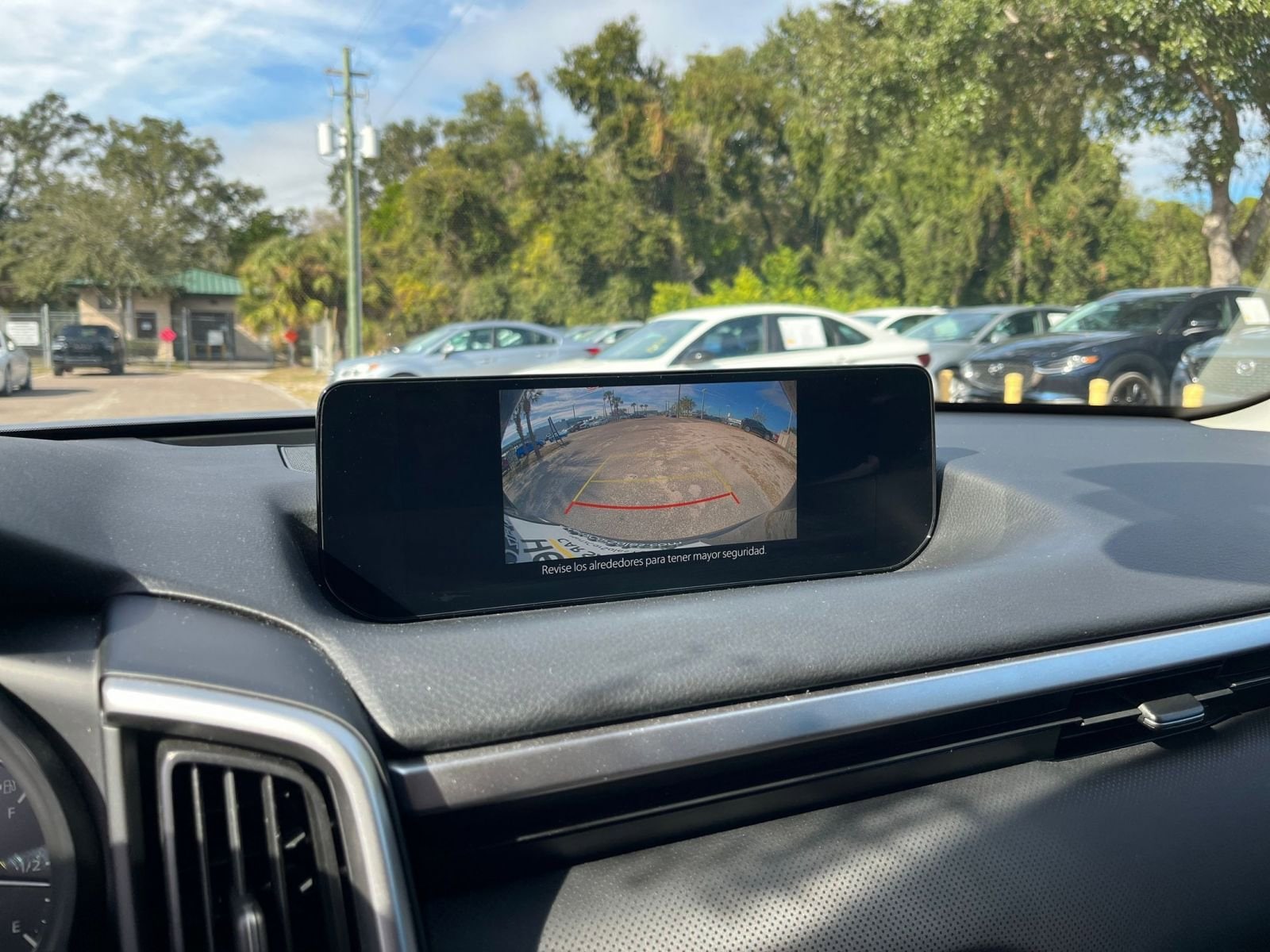 Thumbnail: 2025 Mazda CX-50 - 17