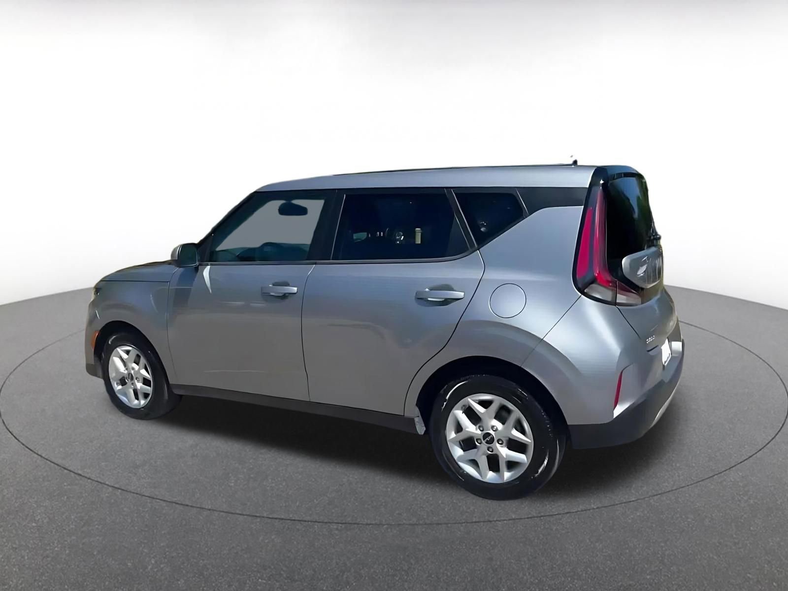 Thumbnail: 2025 Kia Soul - 10