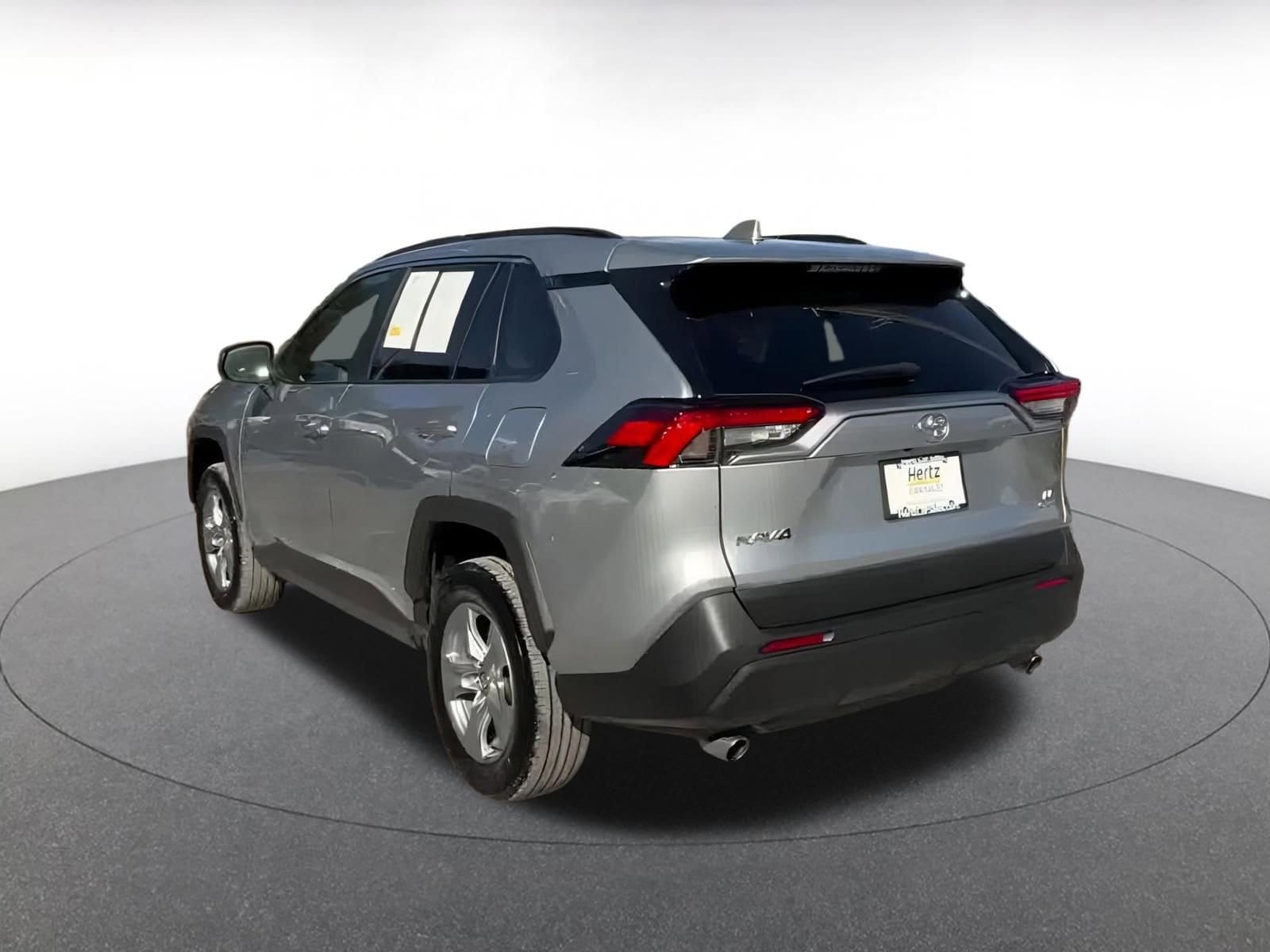 Thumbnail: 2025 Toyota RAV4 - 11