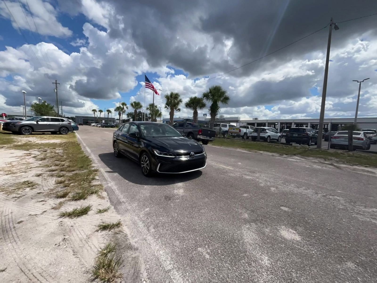 Thumbnail: 2025 Volkswagen Jetta - 16