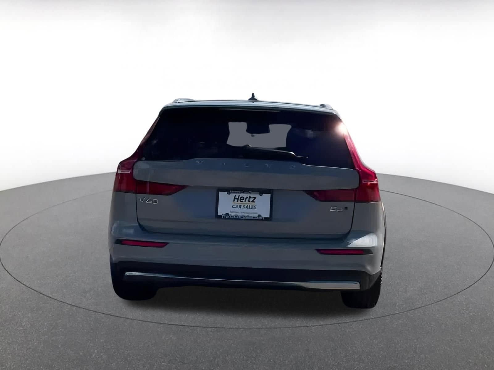 Thumbnail: 2025 Volvo S60 - 11