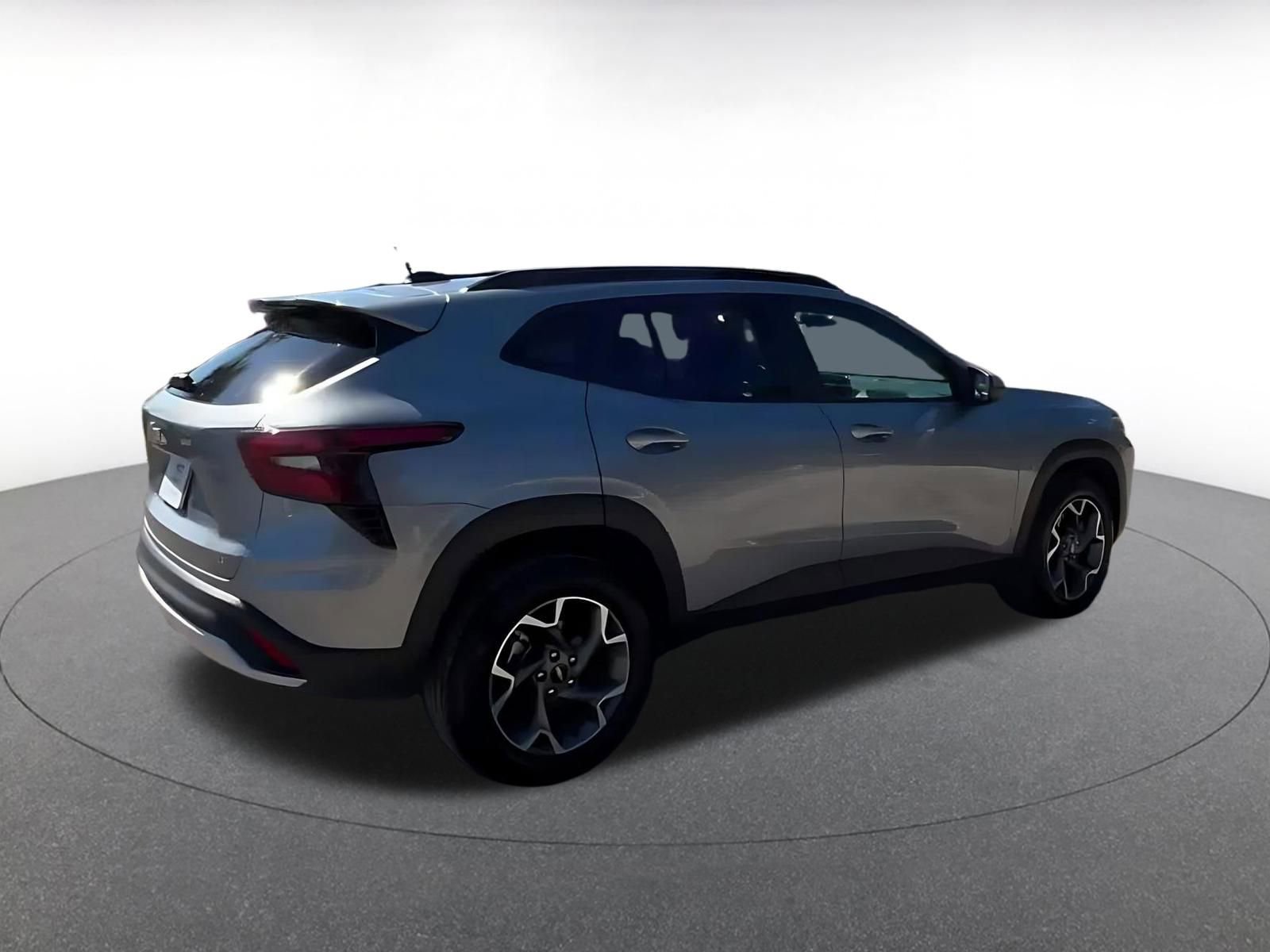 Thumbnail: 2025 Chevrolet Trax - 15