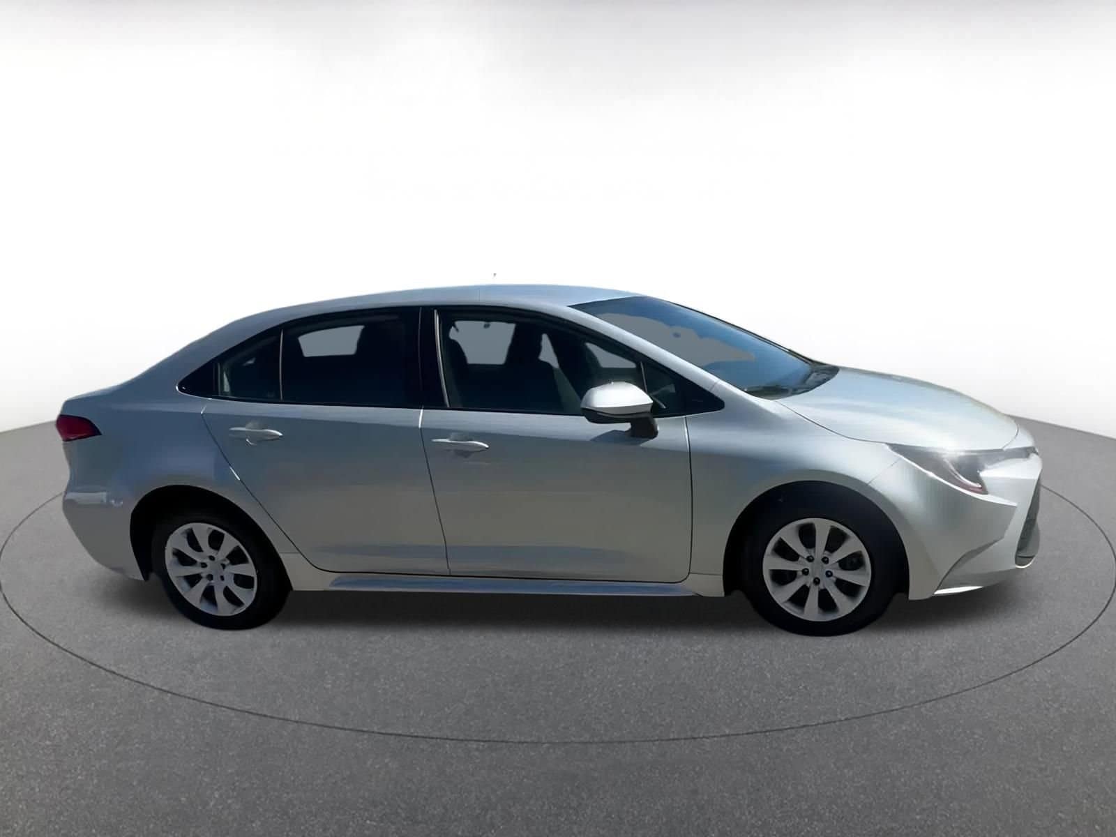 Thumbnail: 2024 Toyota Corolla - 16