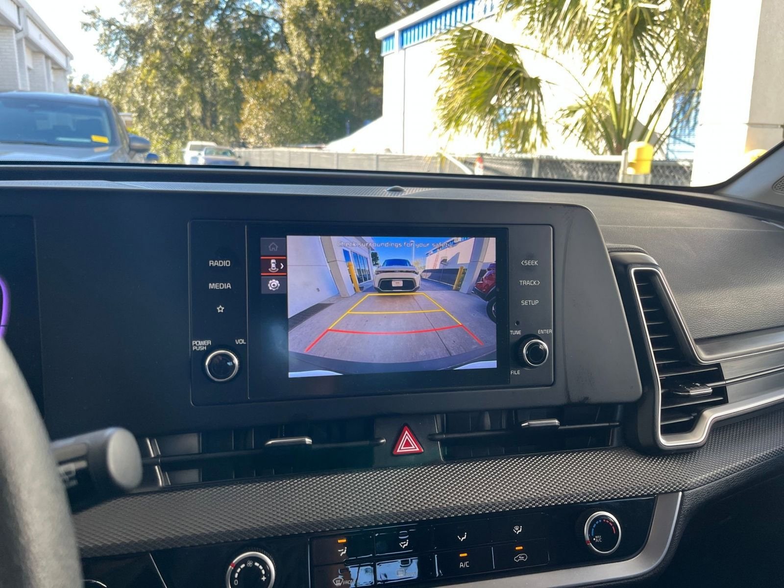 Thumbnail: 2025 Kia Sportage - 35