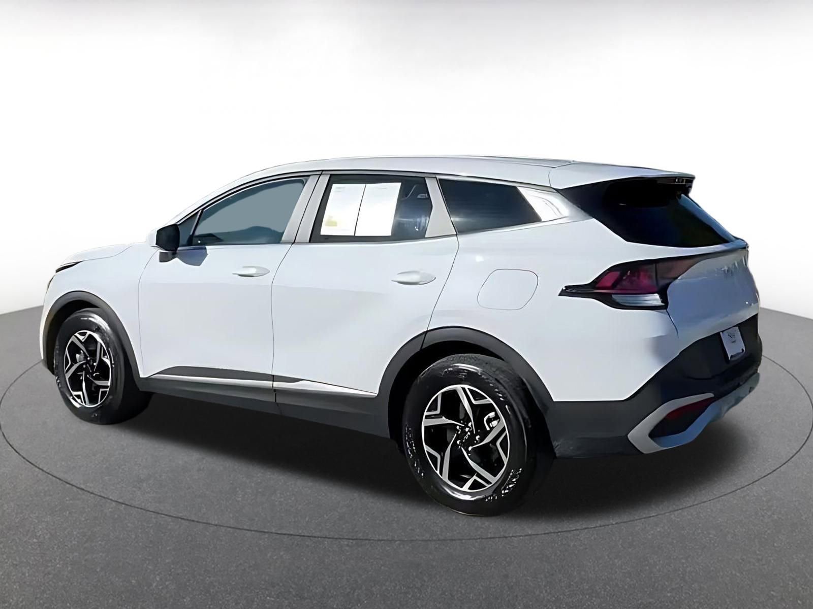 Thumbnail: 2025 Kia Sportage - 10