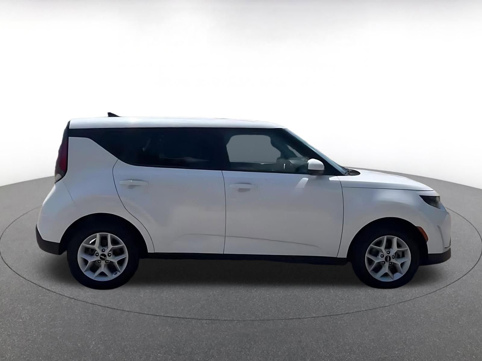 Thumbnail: 2025 Kia Soul - 15