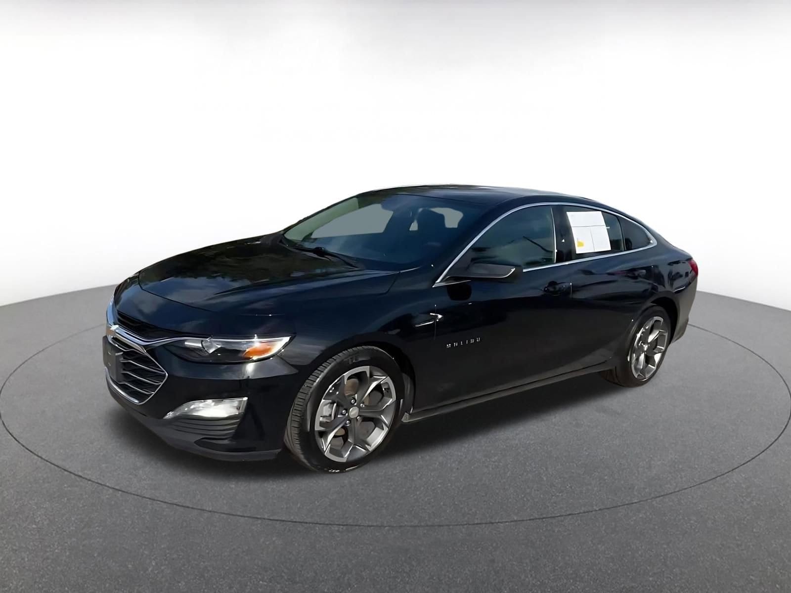 Thumbnail: 2023 Chevrolet Malibu - 8