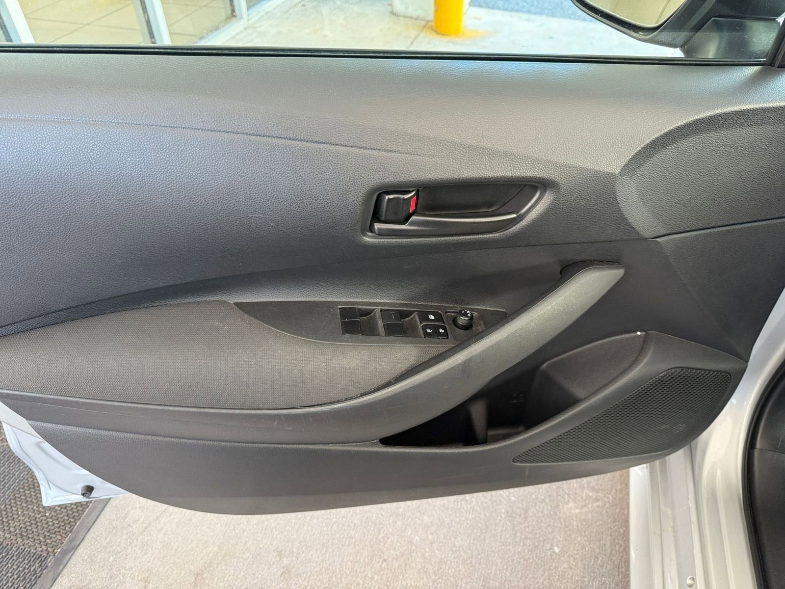 Thumbnail: 2025 Toyota Corolla - 20