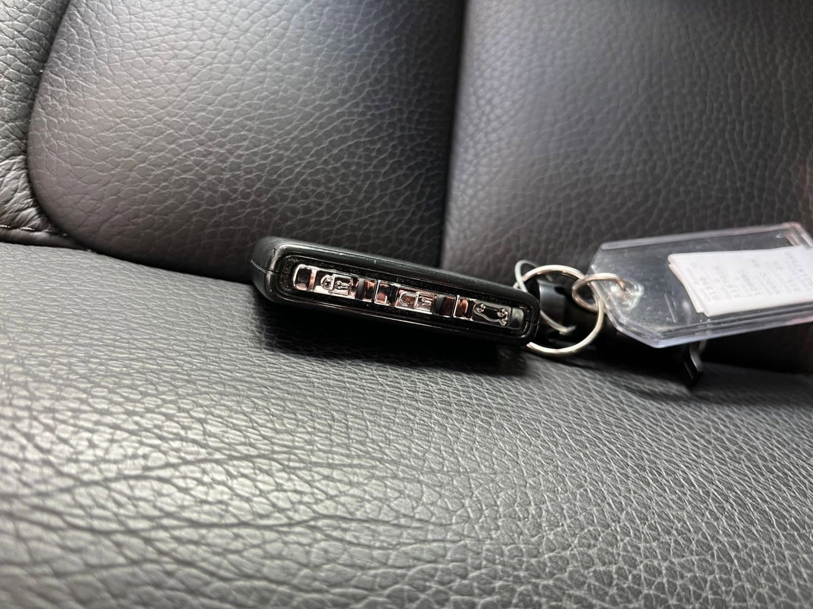 Thumbnail: 2025 Volvo S60 - 22