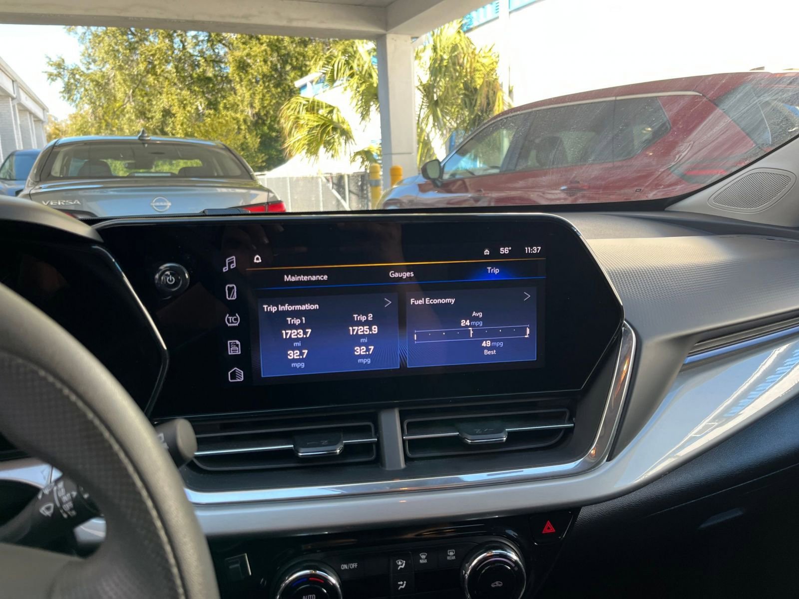 Thumbnail: 2025 Chevrolet Trax - 17