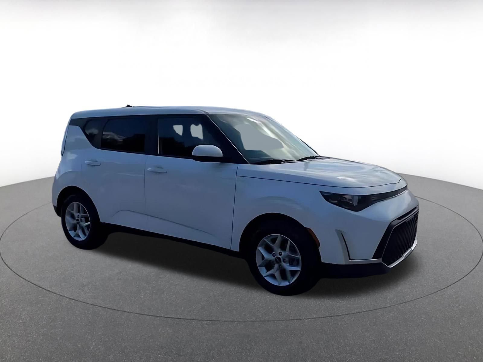 Thumbnail: 2025 Kia Soul - 2