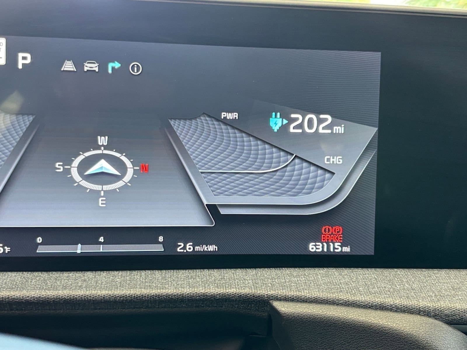 Thumbnail: 2023 Kia EV6 - 18