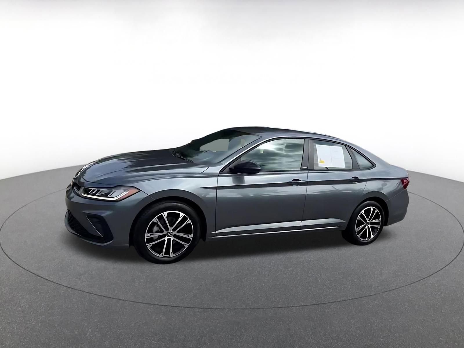 Thumbnail: 2025 Volkswagen Jetta - 8