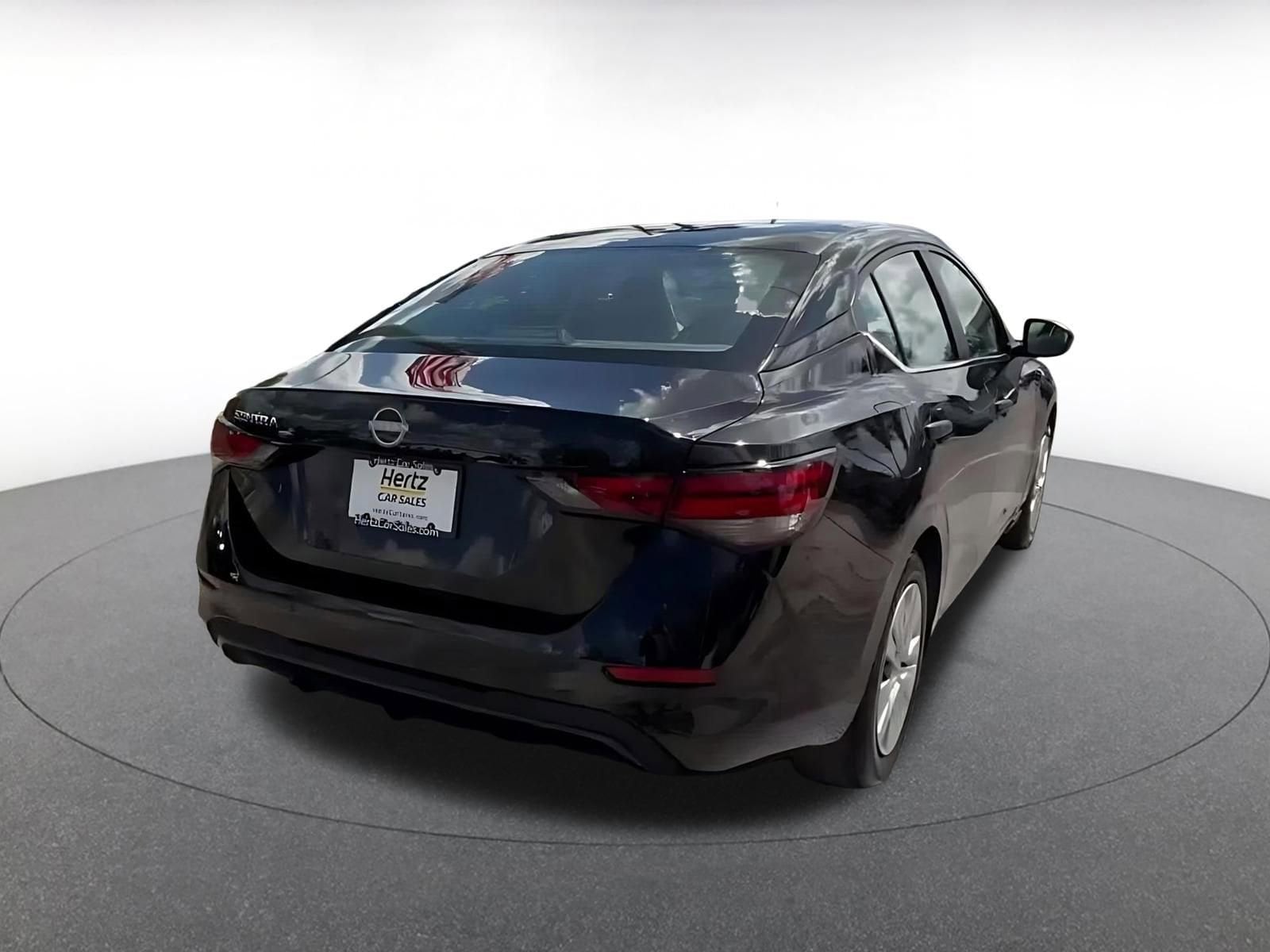 Thumbnail: 2025 Nissan Sentra - 15