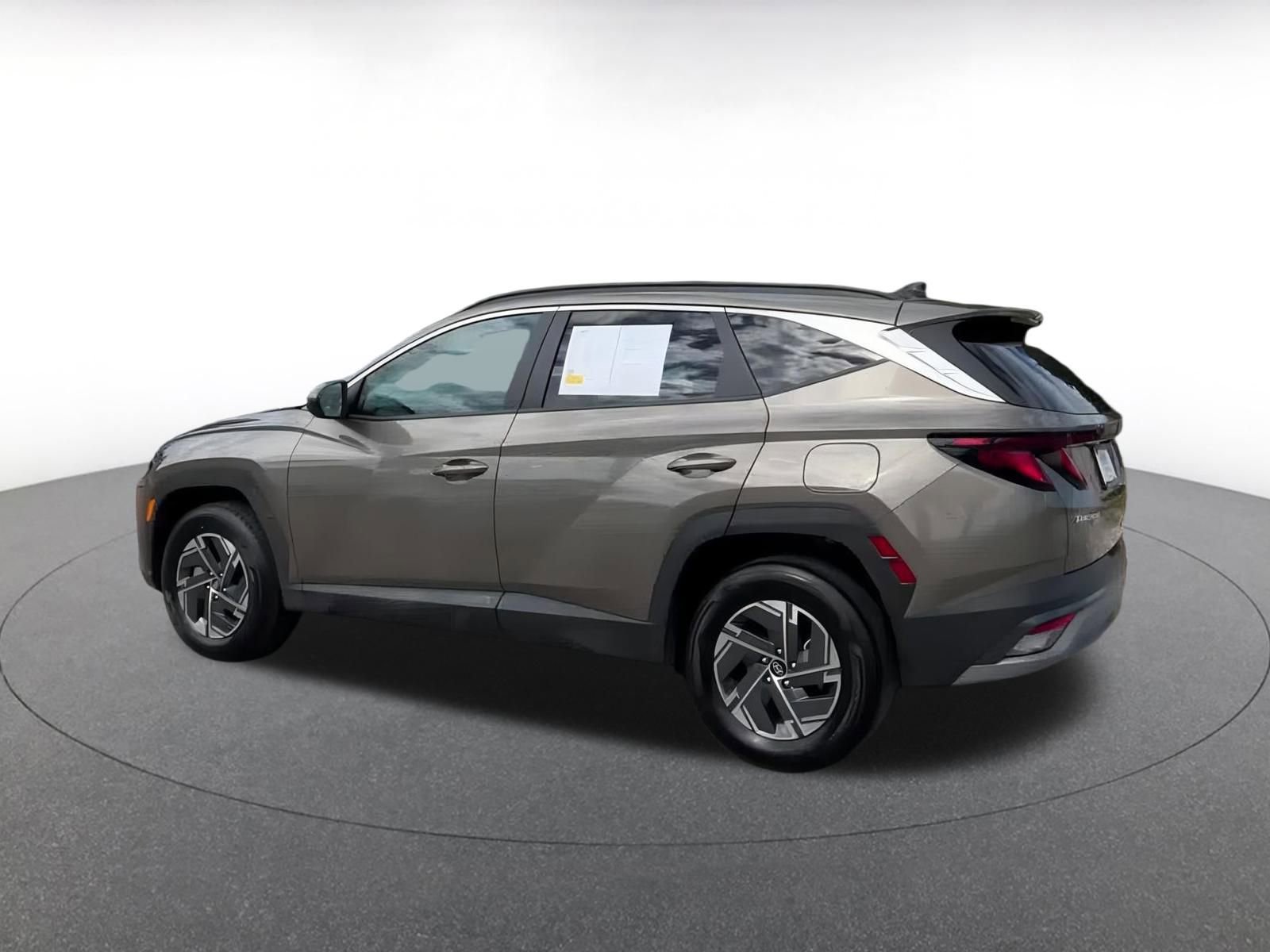 Thumbnail: 2025 Hyundai Tucson - 10