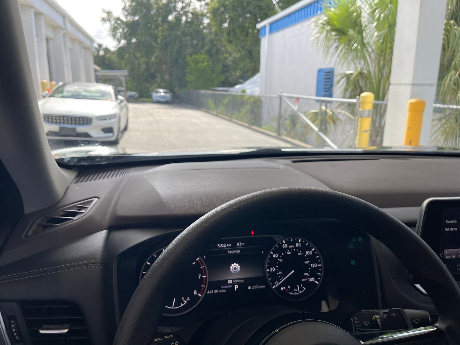 2023 Nissan Rogue SV 34