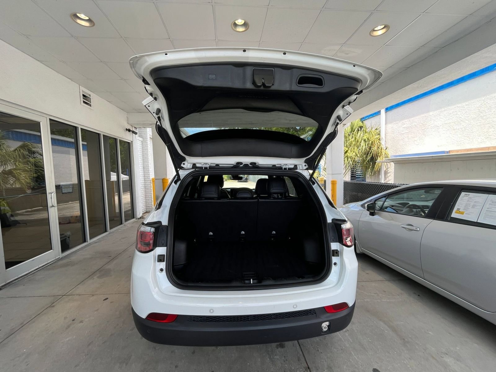 Thumbnail: 2025 Jeep Compass - 32