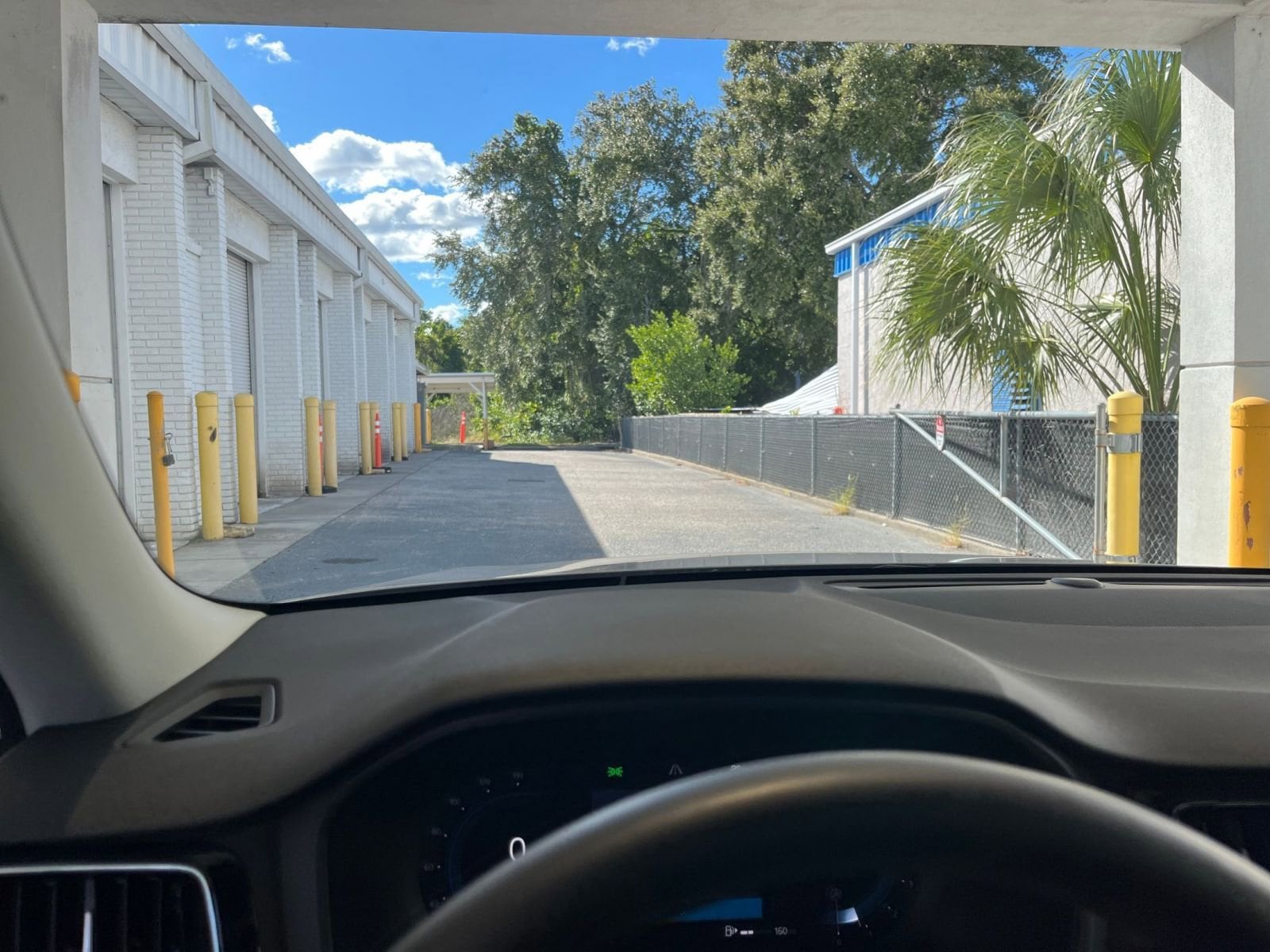 Thumbnail: 2025 Volvo S60 - 34