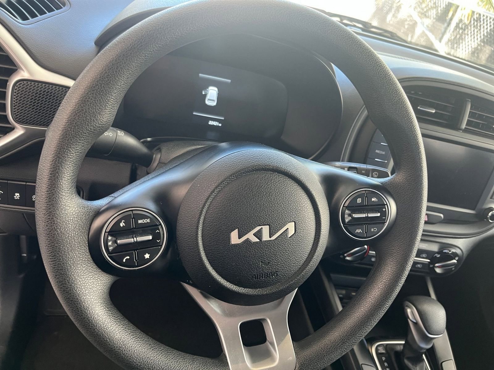 Thumbnail: 2025 Kia Soul - 25
