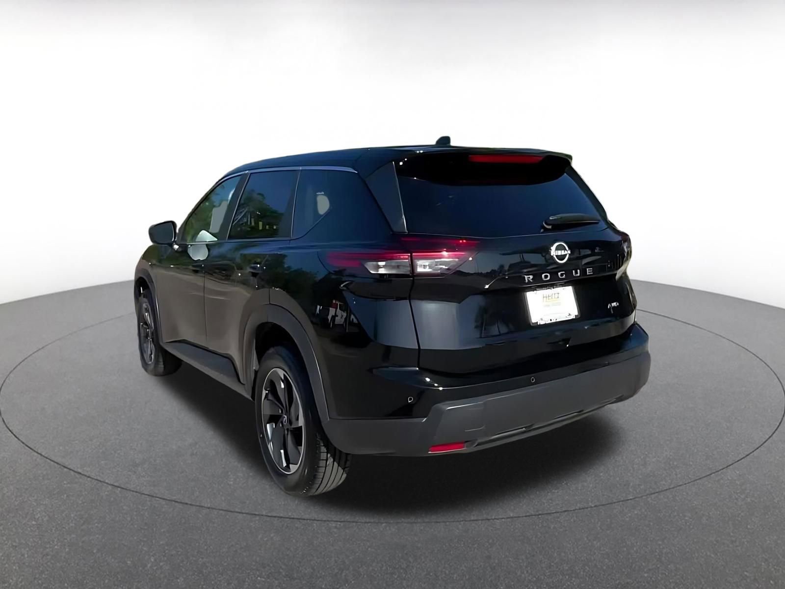 Thumbnail: 2025 Nissan Rogue - 11