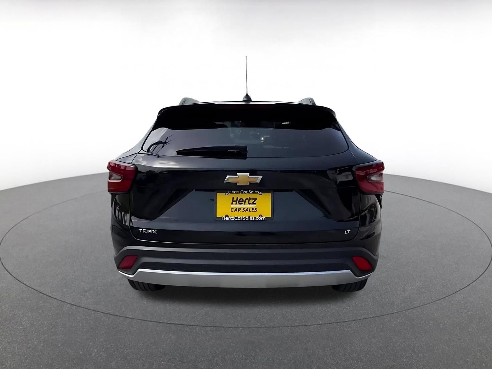 Thumbnail: 2025 Chevrolet Trax - 18